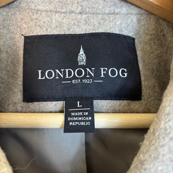 London Fog Wool Blend Pea Coat Size Large Buttons Closure mid-length cut - Picture 6 of 12